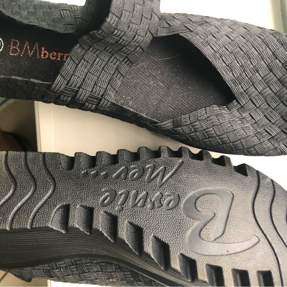 Belvie mev stretch woven women sandal extremely comfy brand new black: 9 m